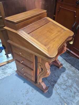 Secretaire