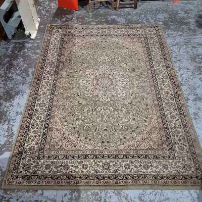 Rug
