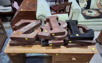 Metal Letters