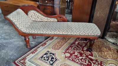 Chaise Lounge