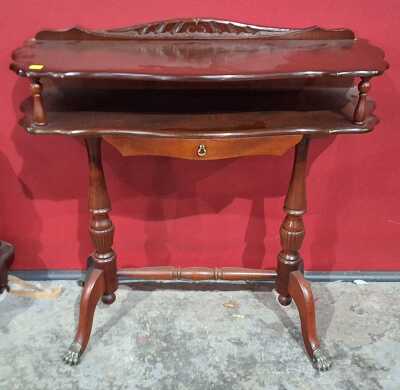 Petite Console