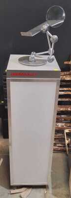 Display Pedestal