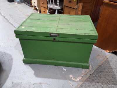 Vintage Trunk