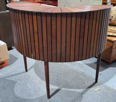 Teak Bar