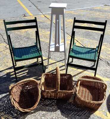 439 · VINTAGE LOT