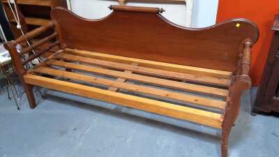Miners Couch