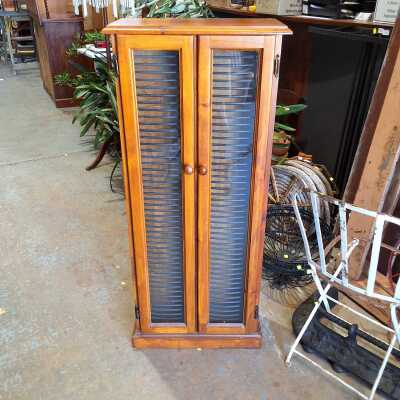 552 · DVD STORAGE