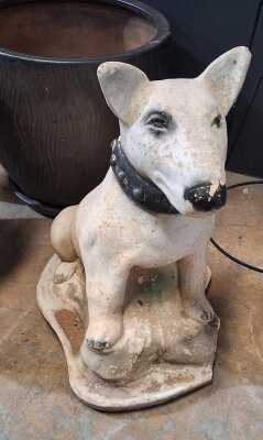 Pit Bull Statue