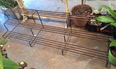 PLANTER STAND