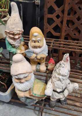 GNOMES