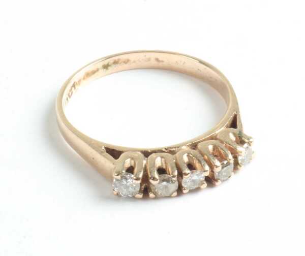 GOLD RING