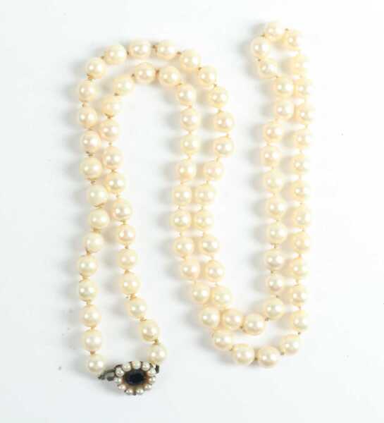 PEARL NECKLACE