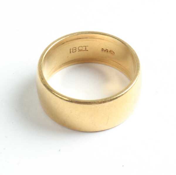 GOLD RING