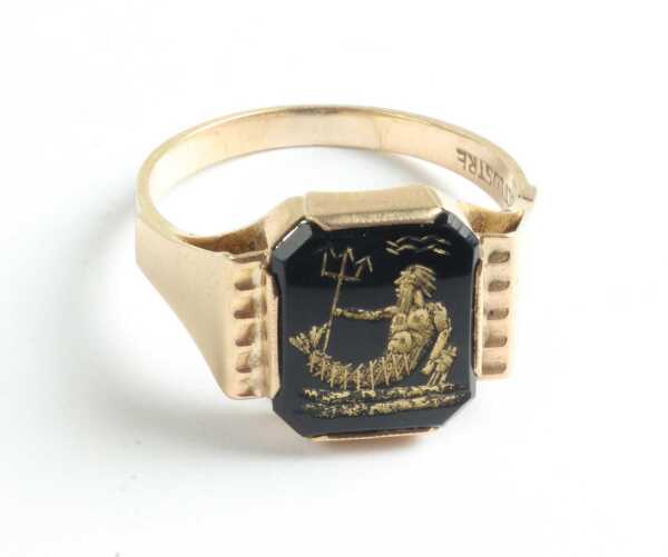 GOLD RING