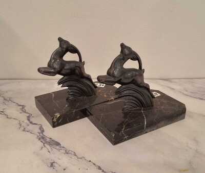 Bookends