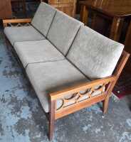 LOUNGE - 2