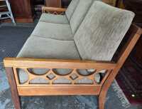 LOUNGE - 3