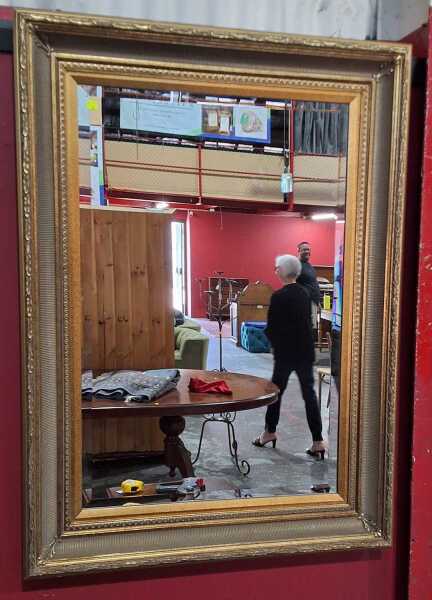 WALL MIRROR