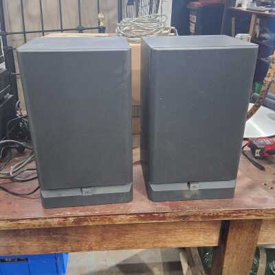 Stereo Speakers