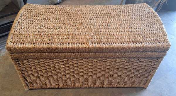 WOVEN STORAGE TRUNK