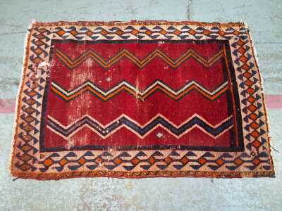 VINTAGE PERSIAN RUG