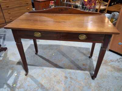 Hall Console