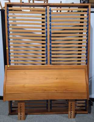 Sleigh Bed