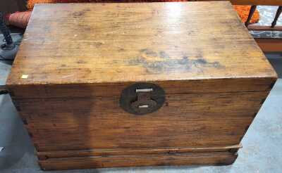 Chinese Chest