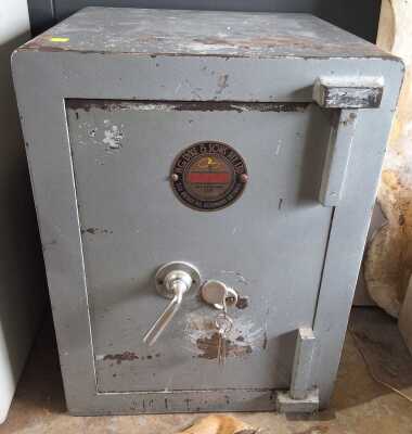 Floor Safe