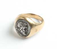 GOLD RING