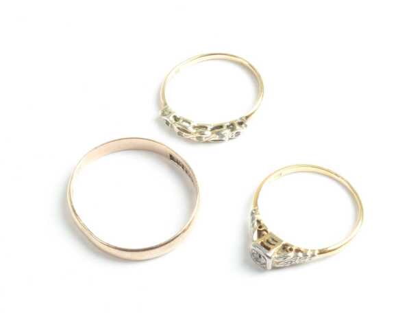 GOLD RINGS