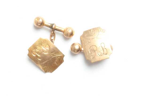 GOLD CUFFLINKS