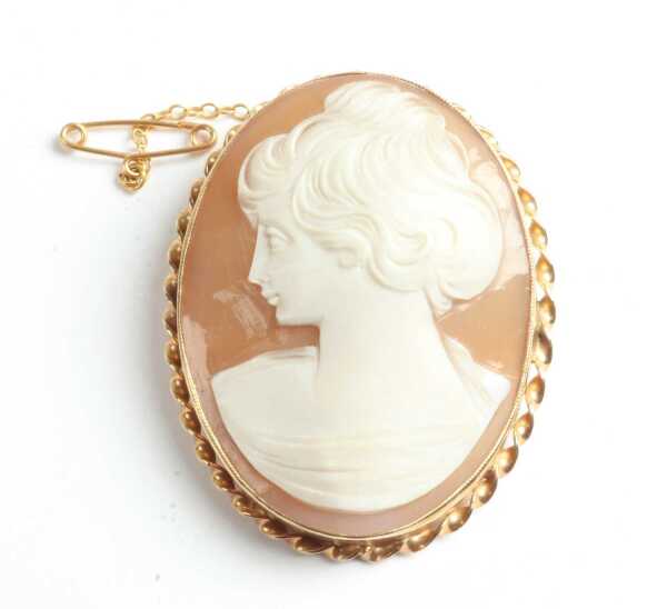 GOLD CAMEO