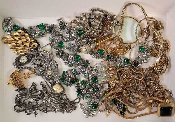 JEWELLERY