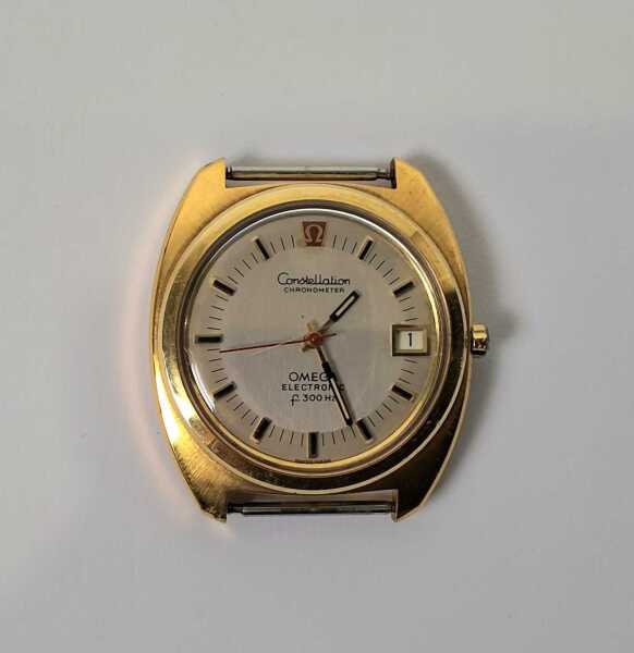 WRISTWATCH