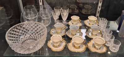 1468 · GLASS & CHINA