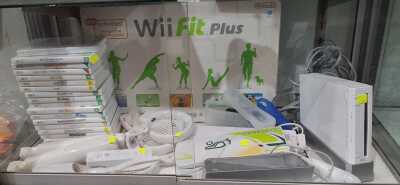 Nintendo Wii Lot