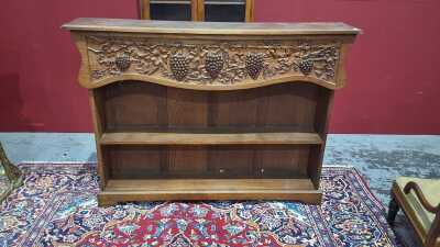 Bookshelf