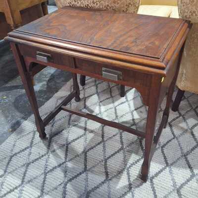 Petite Desk