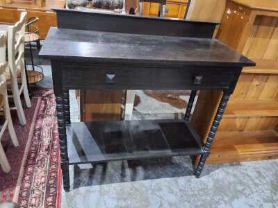 Hall Console