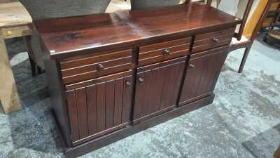 Sideboard