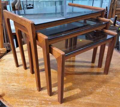 Nesting Tables