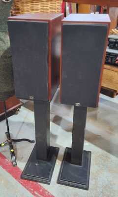 Hi-Fi Speakers