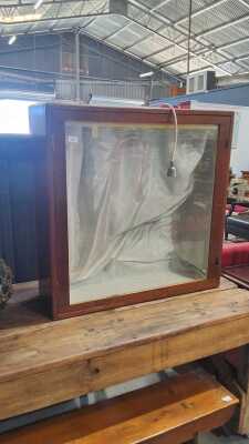 Display Cabinet