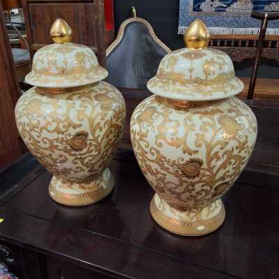 Pair Of Urns