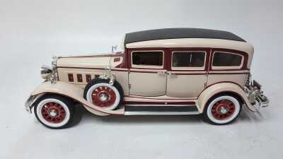 MODEL CAR