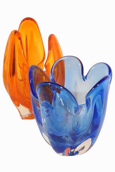 HANDKERCHIEF GLASS BOWLS