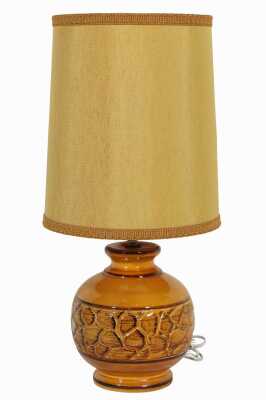 12 · BEDSIDE LAMP