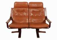 LEATHER LOUNGE