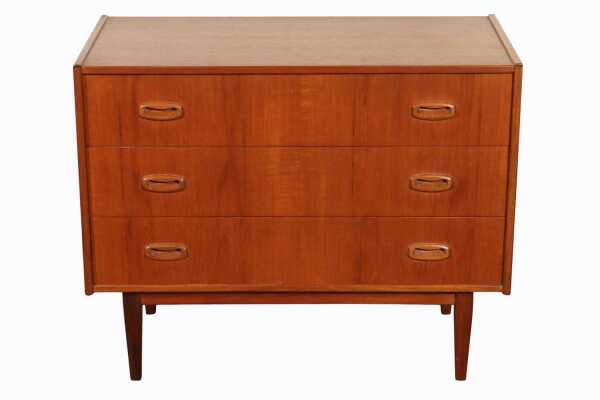 NORDIC CHEST OF DRAWERS